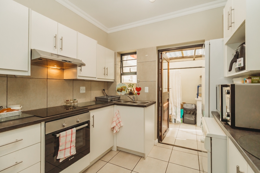 1 Bedroom Property for Sale in Blue Mountain Village Western Cape